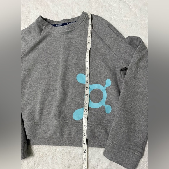 ORANGE THEORY Gray Sweatshirt with Blue Logo - Picture 9 of 9